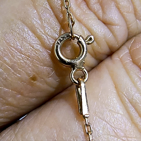 Molecular formula Dopamine (Love) necklace. - Picture 3 of 4